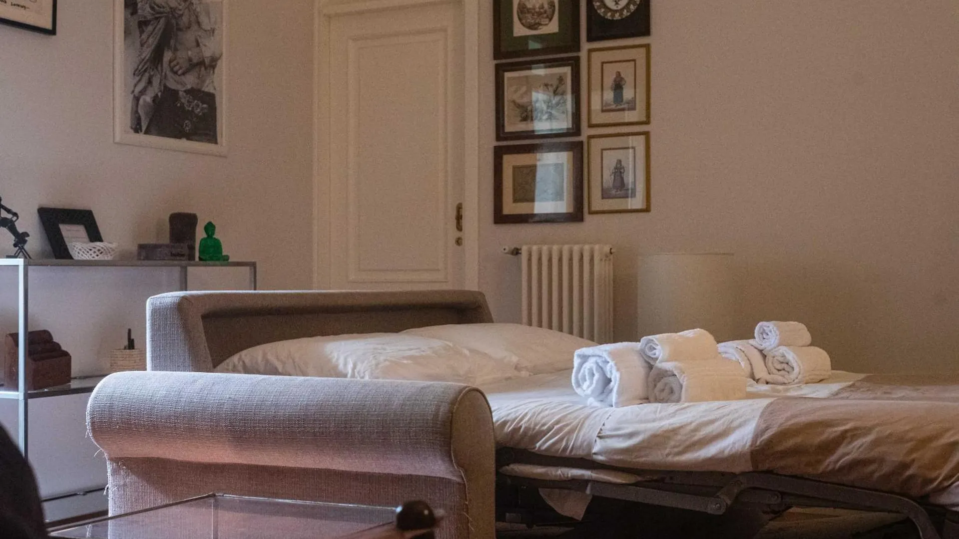 Cortile Montechia By Domusextra Apartment Naples