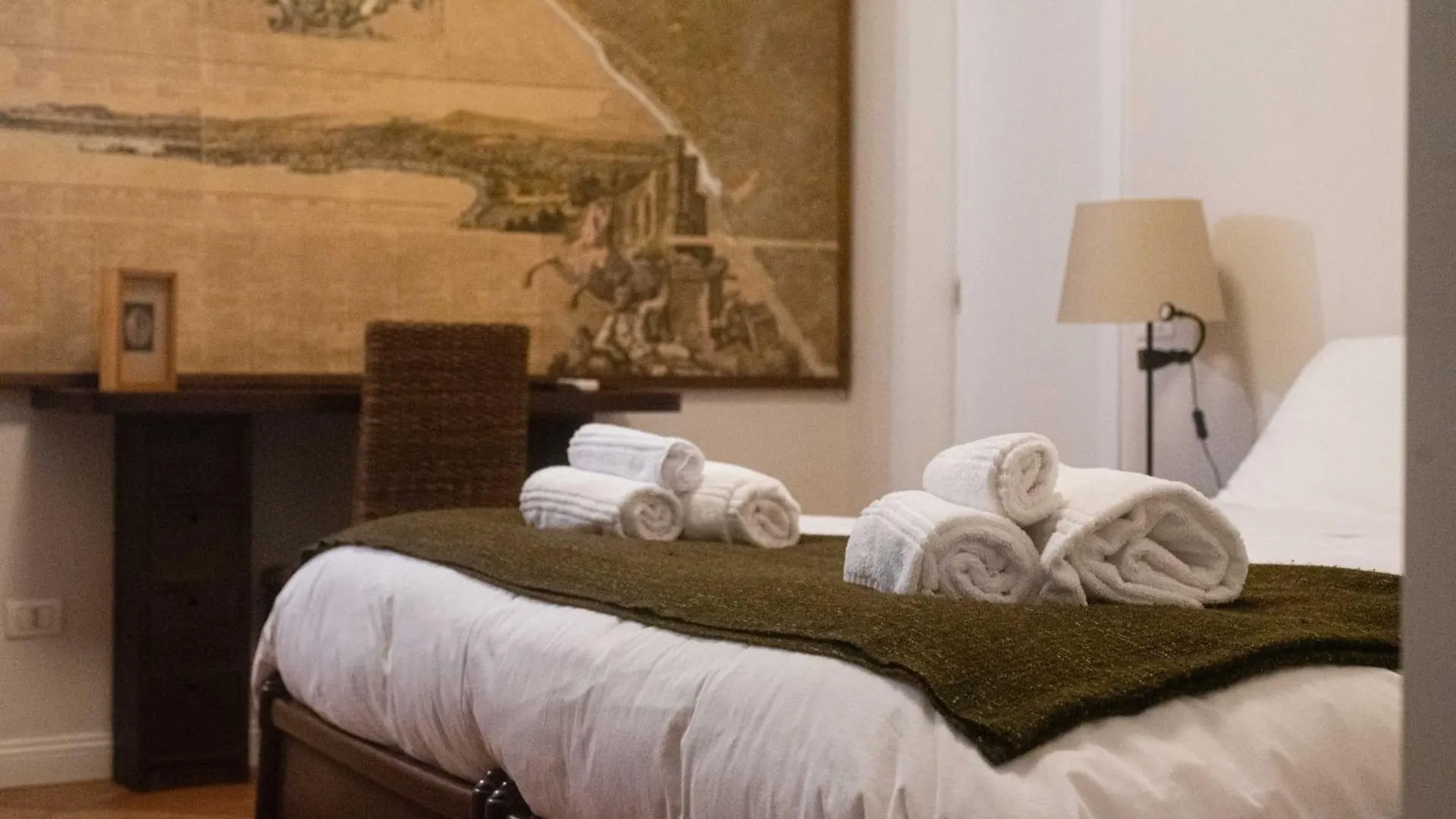 Cortile Montechia By Domusextra Apartment Naples