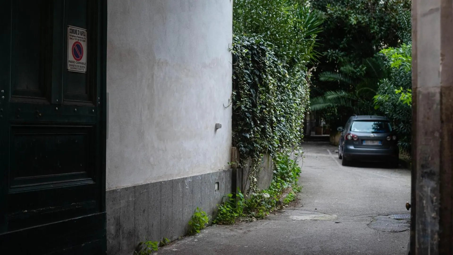Cortile Montechia By Domusextra Apartment Naples Italy