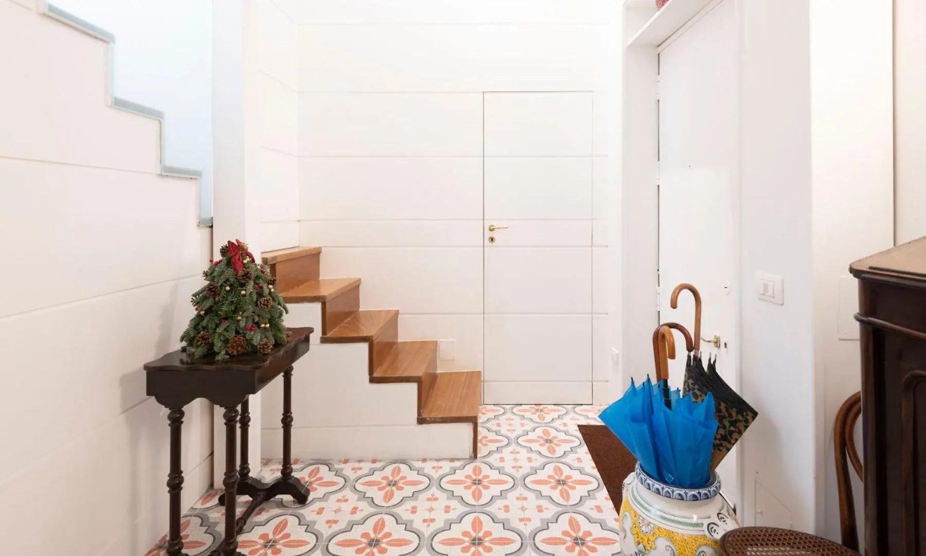 Cortile Montechia By Domusextra Apartment Naples Italy